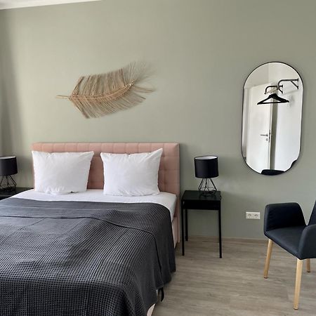 Discovair - Eisenach Karl14 - Vollausgestattete Apartments Mit Netflix In Der Fussgaengerzone エクステリア 写真