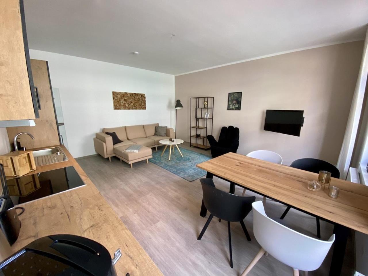 Discovair - Eisenach Karl14 - Vollausgestattete Apartments Mit Netflix In Der Fussgaengerzone 部屋 写真