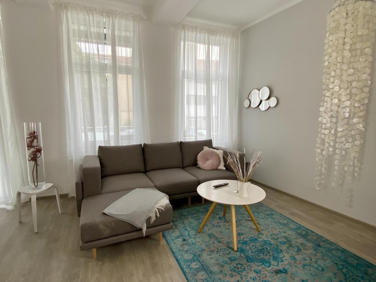 Discovair - Eisenach Karl14 - Vollausgestattete Apartments Mit Netflix In Der Fussgaengerzone 部屋 写真