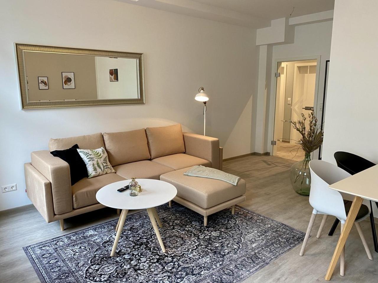 Discovair - Eisenach Karl14 - Vollausgestattete Apartments Mit Netflix In Der Fussgaengerzone 部屋 写真